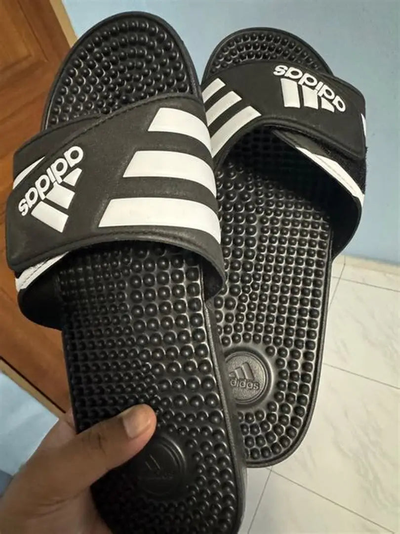 ADIDAS SANDALS US 10 / UK 10
